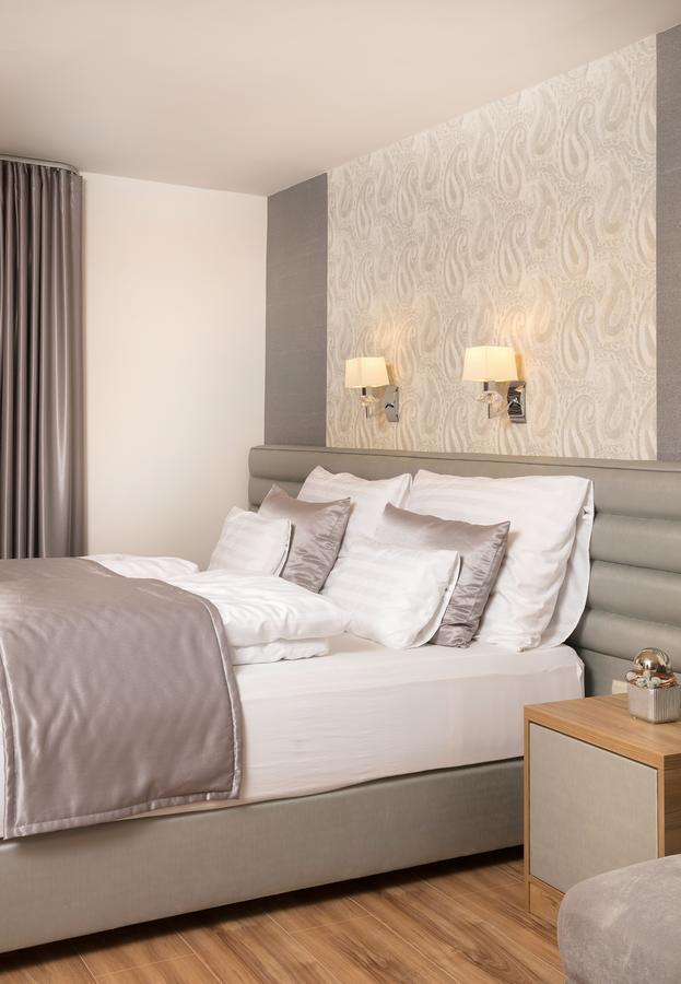 Foter Rezidencia Apartment Дьор Екстериор снимка