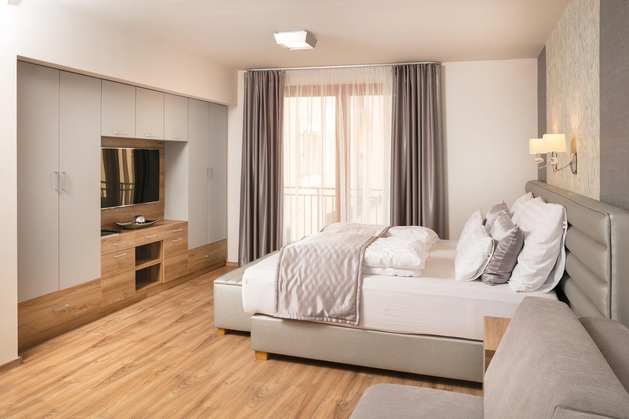 Foter Rezidencia Apartment Дьор Екстериор снимка